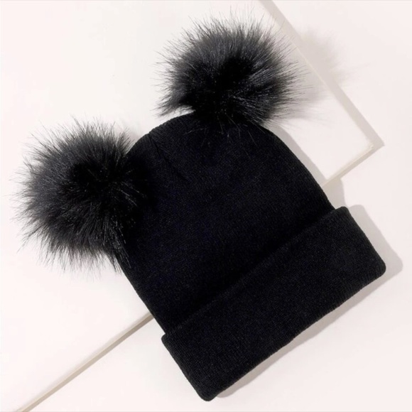 Pom Pom Faux Fur Hat, NWT - Picture 2 of 3